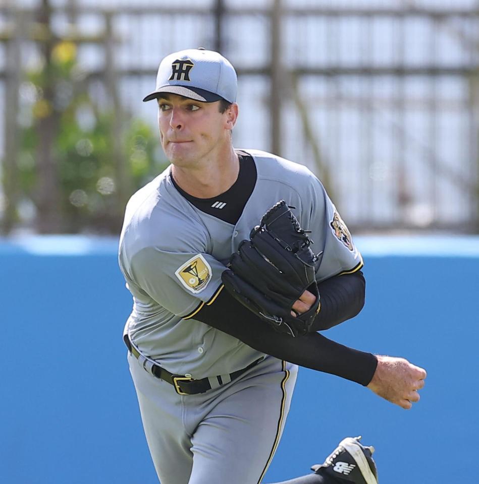 登板前のキャッチボールをするラグズデール（撮影・西田忠信）