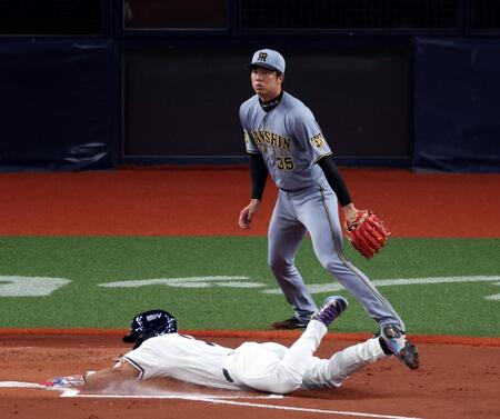 先制を許す才木（撮影・山口登）