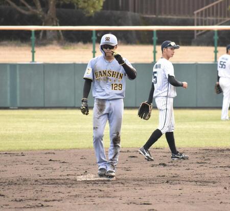 阪神・平田2軍監督、実戦初安打初盗塁の育成ドラ2山崎たたえる「足という飛び道具がある。スタートの思いっきりいいもん」【一問一答】