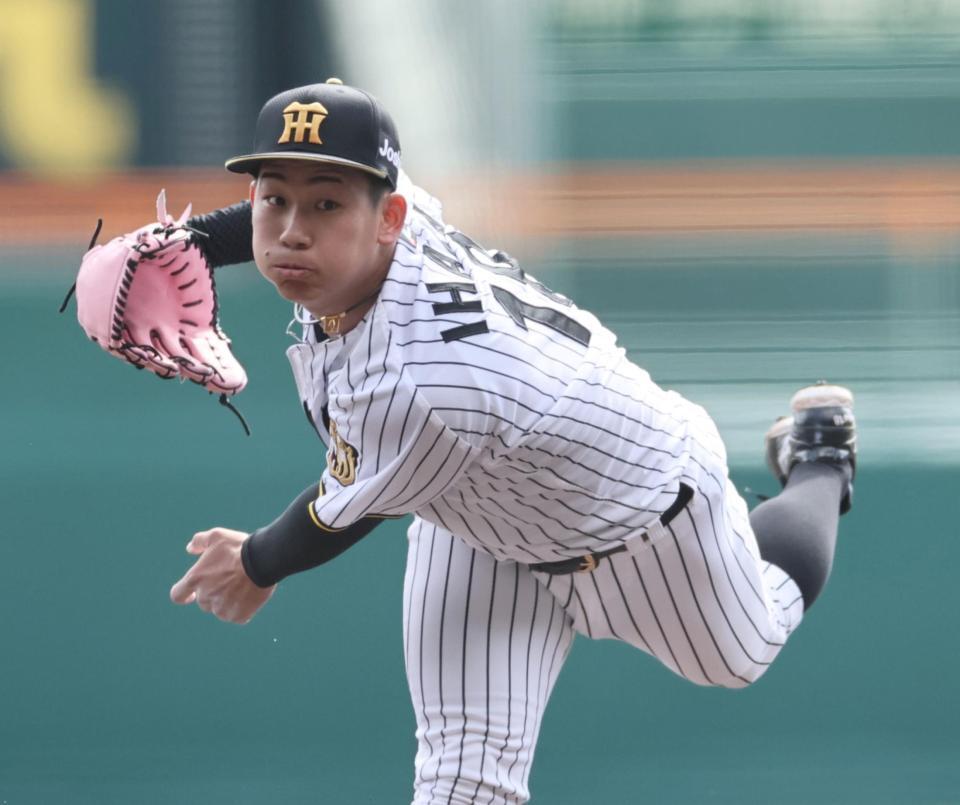 先発し、投げ込む伊原（撮影・田中太一）