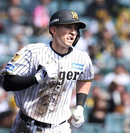 阪神・ディベイニー　甲子園で初安打　応援歌に感謝「ファンの方々にサポートされているなと実感」