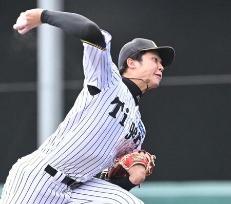 力投する才木（撮影・高部洋祐）