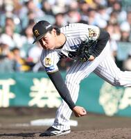 ７回から登板する工藤（撮影・西田忠信）