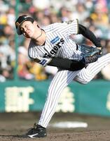 　９回を無失点で締めた木下（撮影・西田忠信）