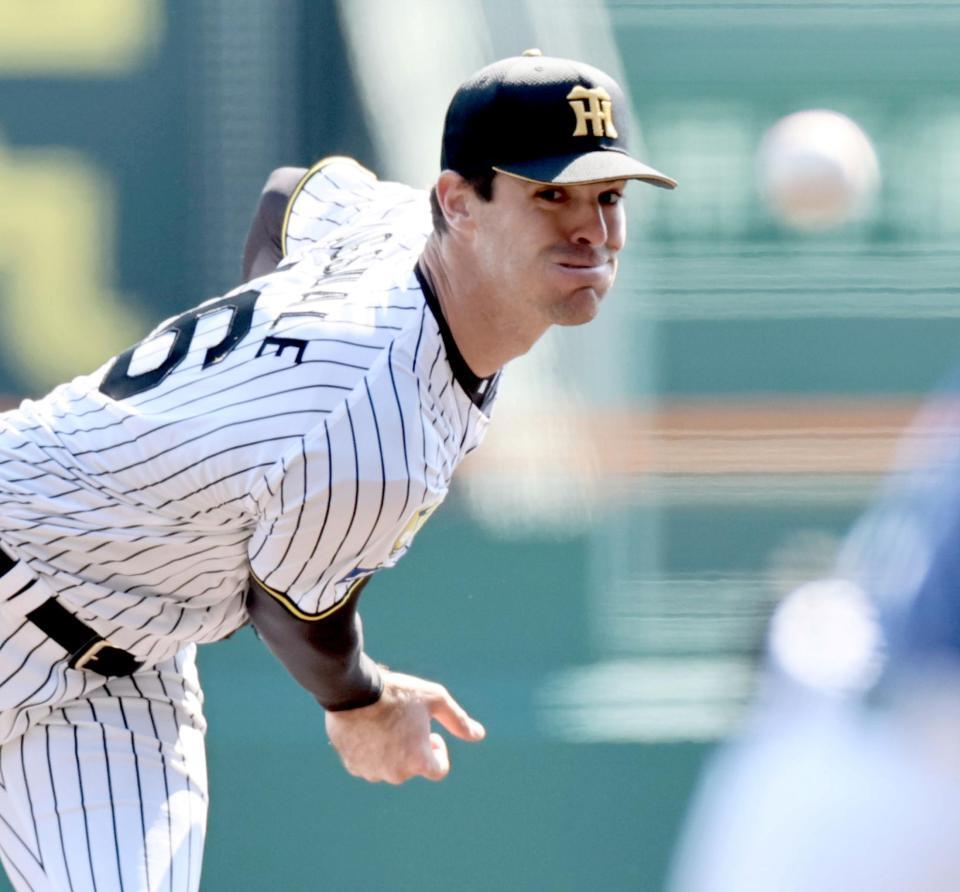 先発し、投げ込むラグズデール（撮影・田中太一）