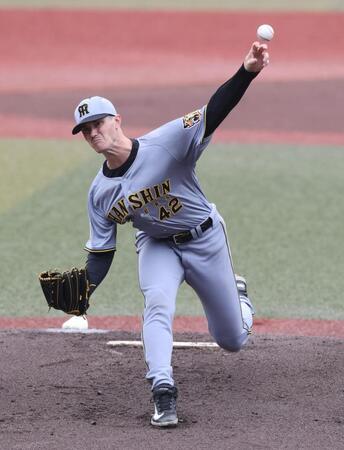 先発し力投するルーカス（撮影・山口登）