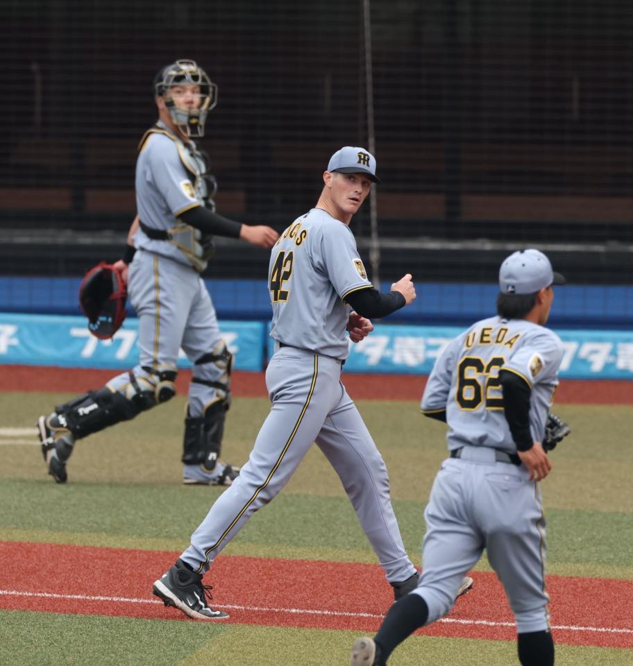 ５回２失点のルーカス（撮影・金田祐二）