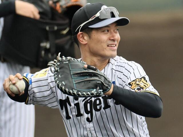 阪神・坂本 残り3戦、投手陣と綿密コミュニケーション 20日 阪神・坂本 残り3戦、投手陣と綿密コミュニケーション 20日