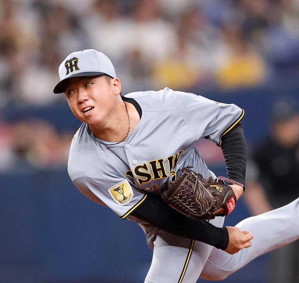 力投する先発の村上（撮影・西田忠信）