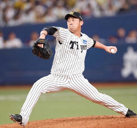 　８回から登板する桐敷（撮影・西田忠信）