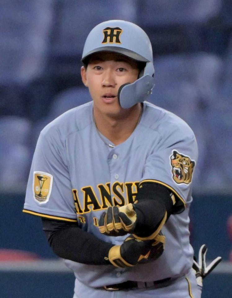 　内野安打で出塁した立石（撮影・金居みつよし）