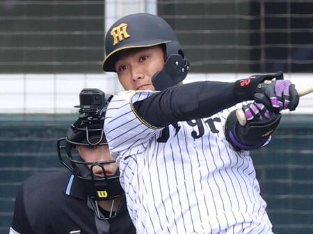 阪神２軍　西純の連続安打が死球でストップ　すっぽ抜けが背中直撃　押し出しで連続打点は継続