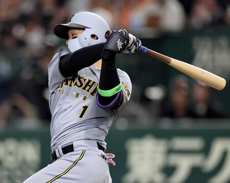 　９回、安打を放ち猛打賞とする森下（撮影・田中太一）