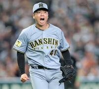 ６回３失点で開幕白星はならなかった村上（撮影・西岡正）