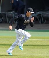 ダッシュを繰り返す立石（撮影・西田忠信）