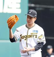 ３回、堂林に先制３ランを浴びた大竹（撮影・西田忠信）