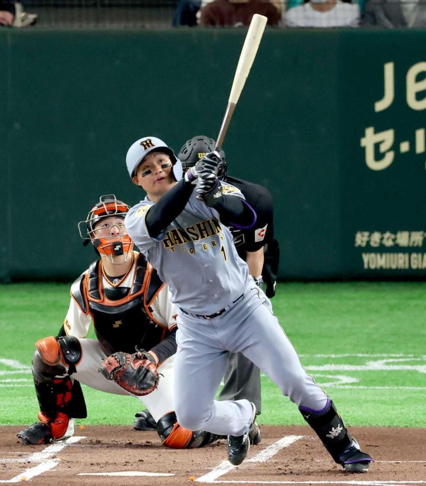 　１回、左犠飛を放つ森下