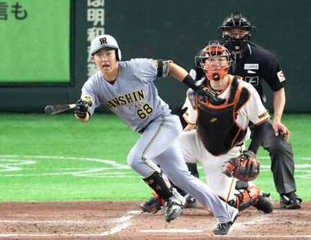 　３回、２点二塁打を放つ中川（撮影・金田祐二）