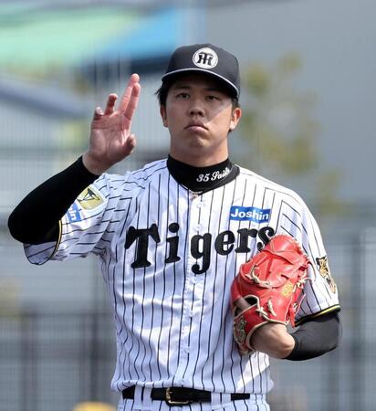 キャッチボールする才木（撮影・山口登）