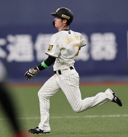 ５回、二盗を決める中野（撮影・田中太一）