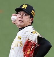 先発し、投げ込む才木（撮影・田中太一）