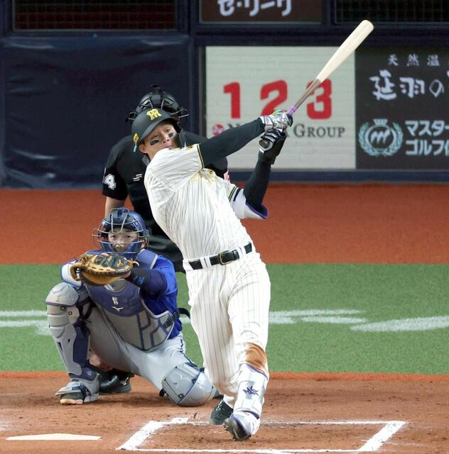 阪神・森下　左キラー２号含む猛打賞