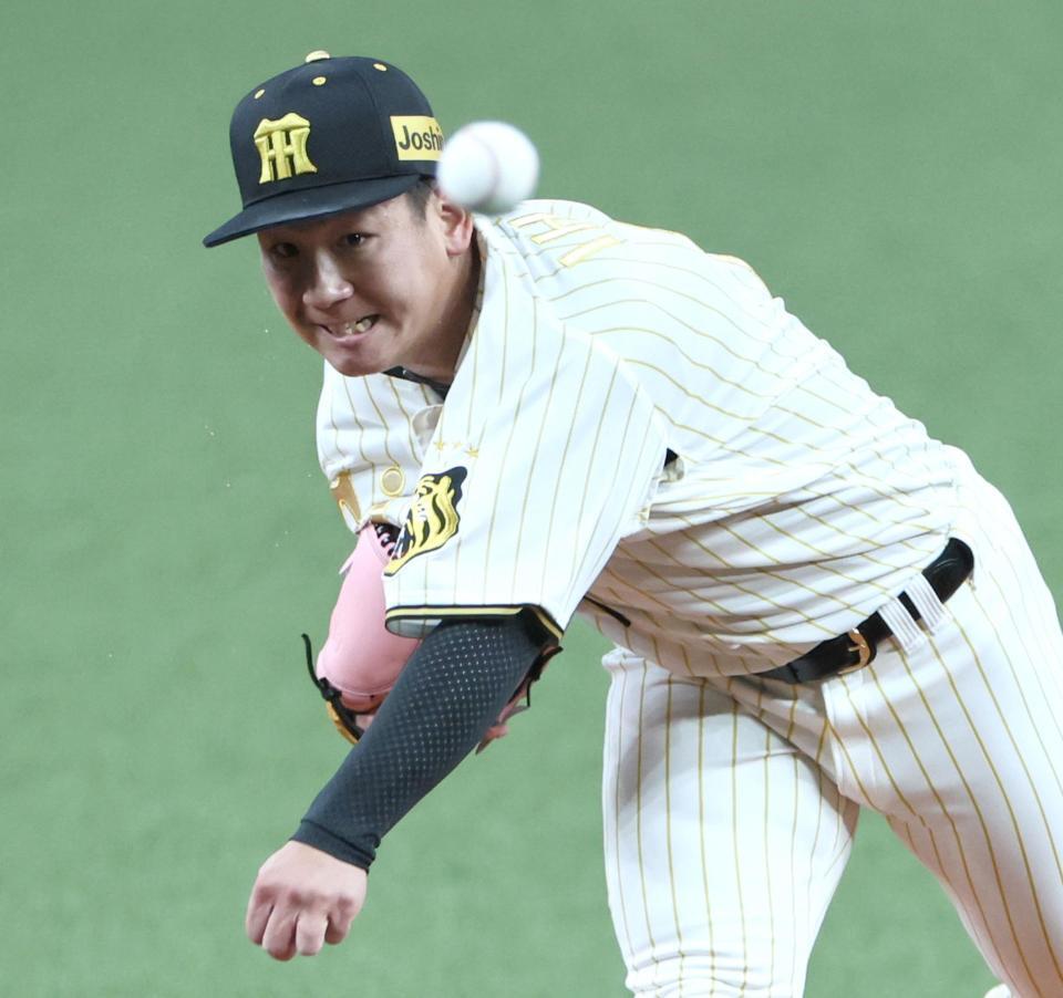 先発し、投げ込む伊原（撮影・田中太一）