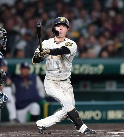 ７回、空振り三振に倒れる中野（撮影・山口登）