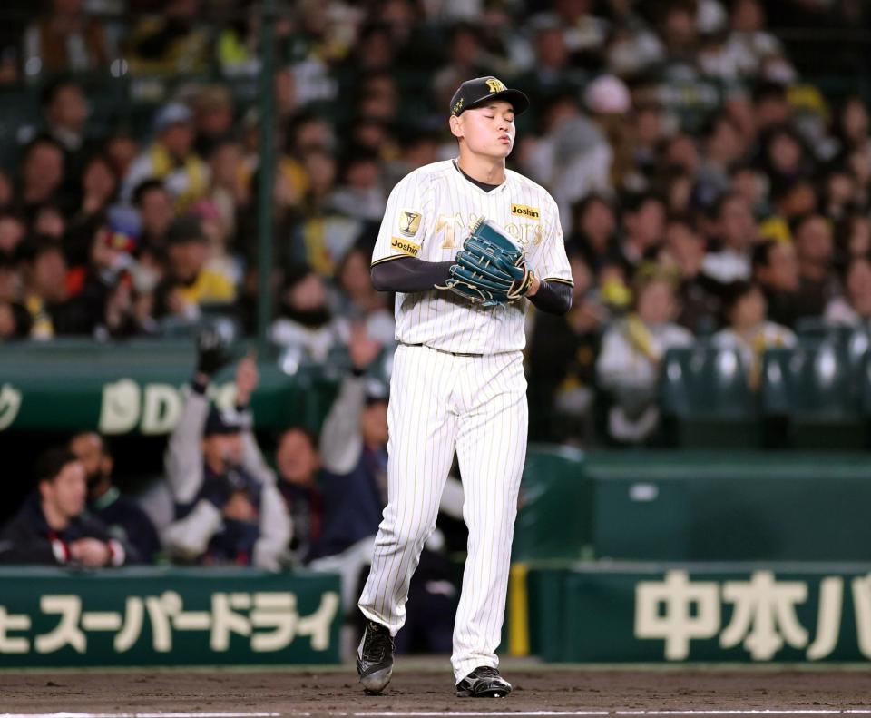 ６回、勝ち越しを許した早川（撮影・山口登）