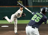 １回、サンタナを空振り三振に仕留める茨木（撮影・田中太一）