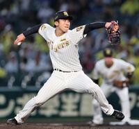 先発し、投げ込む茨木（撮影・田中太一）