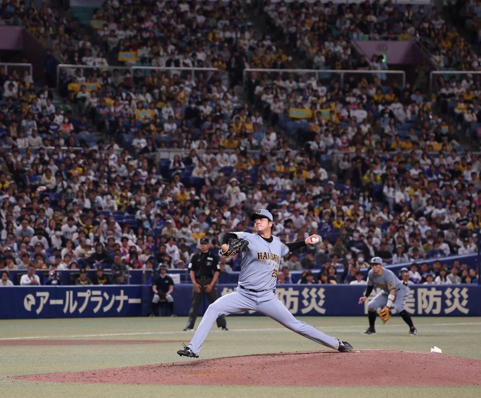 ９回のマウンドで力投する高橋（撮影・西田忠信）