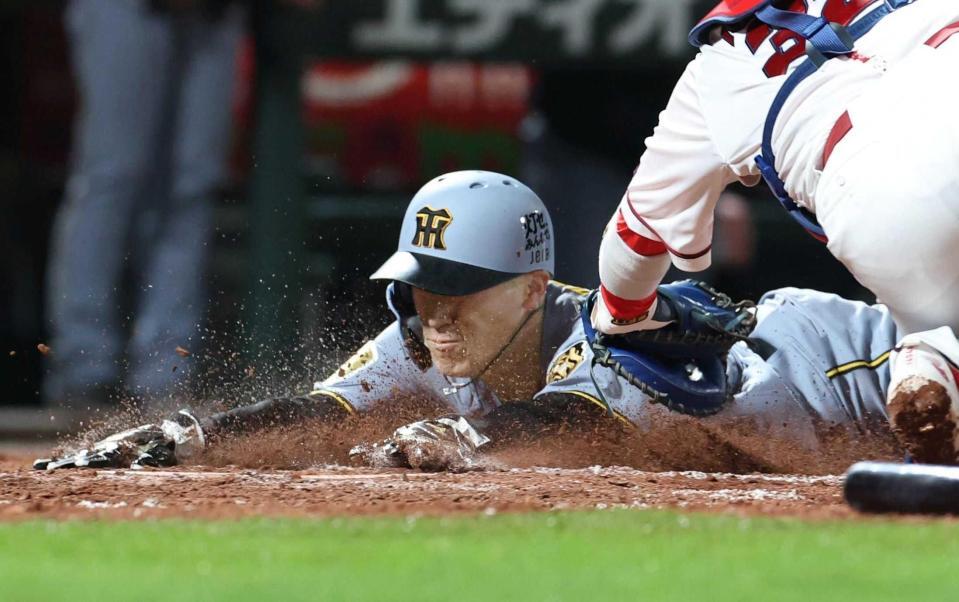 　福島が同点の生還（４日）