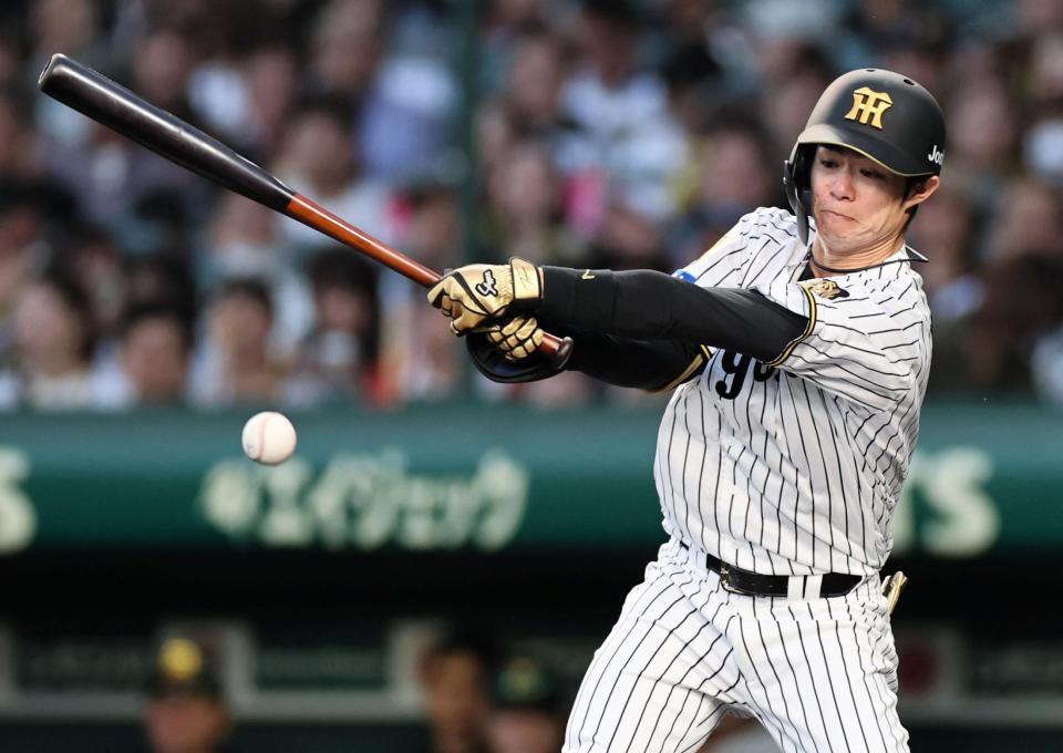 １回、内野安打を放つ中野（撮影・田中太一）