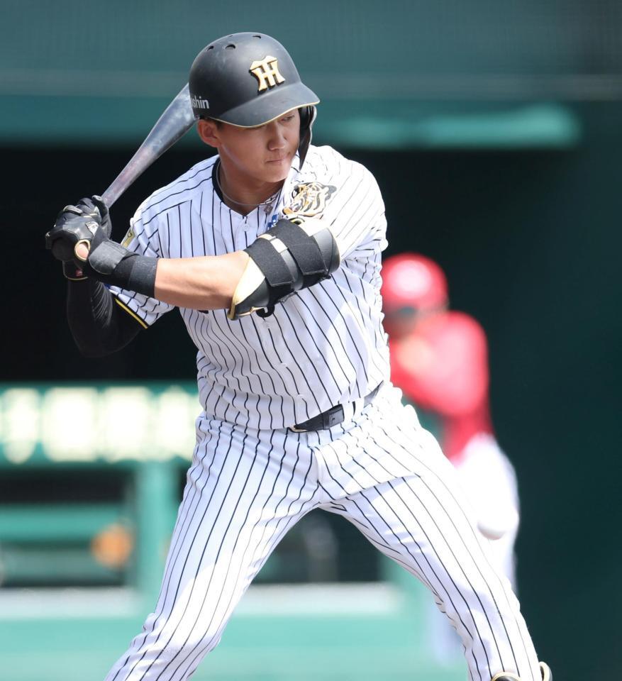 ２回、見逃し三振に倒れる立石（撮影・中田匡峻）