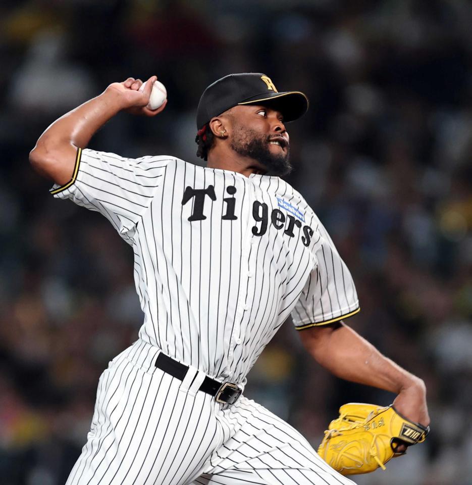 　８回、力投するドリス（撮影・山口登）