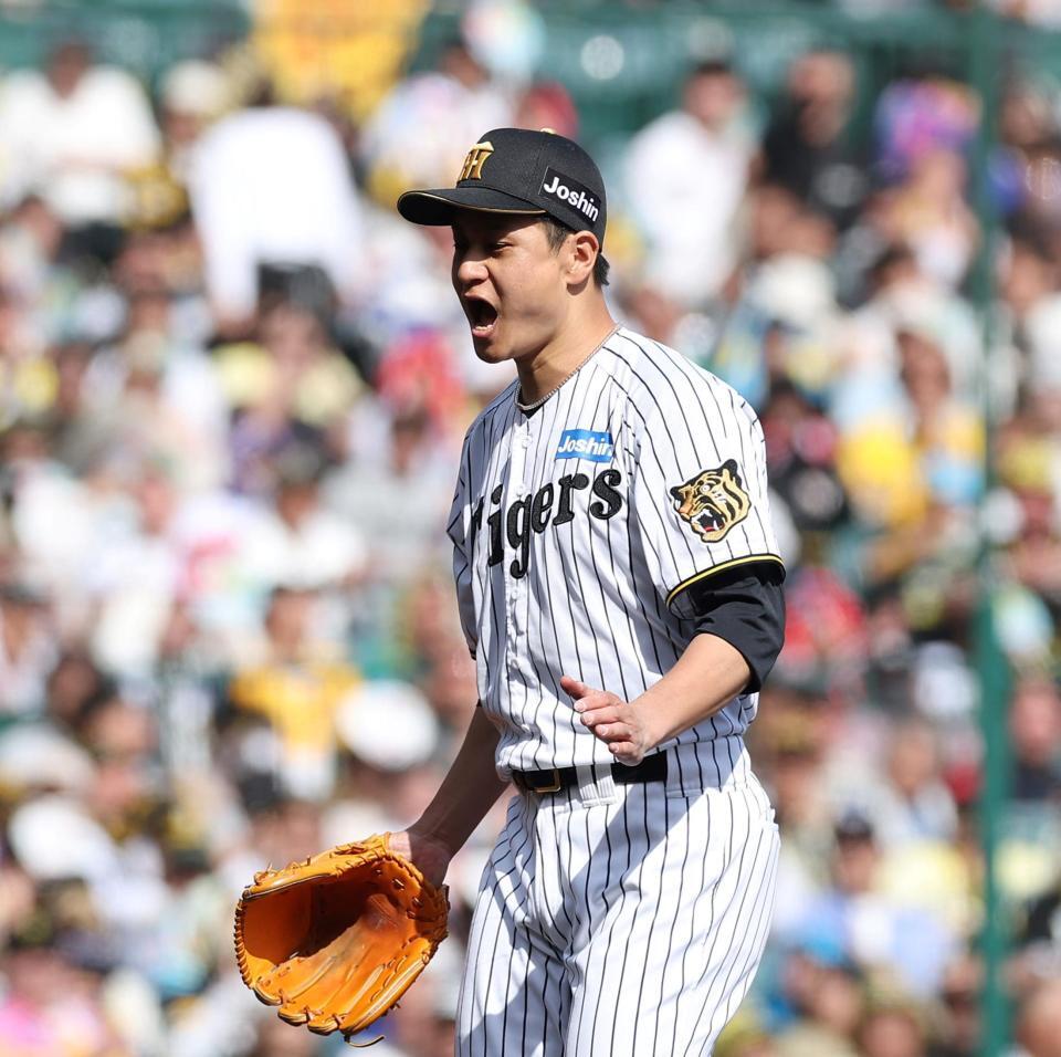 ３回、高橋を三振に仕留め声を上げる大竹（撮影・西田忠信）