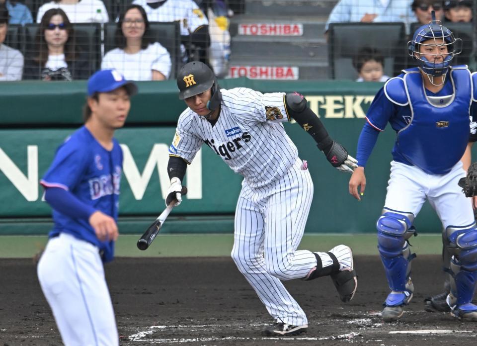 １回、大山の内野ゴロで３点目を奪う（撮影・飯室逸平）