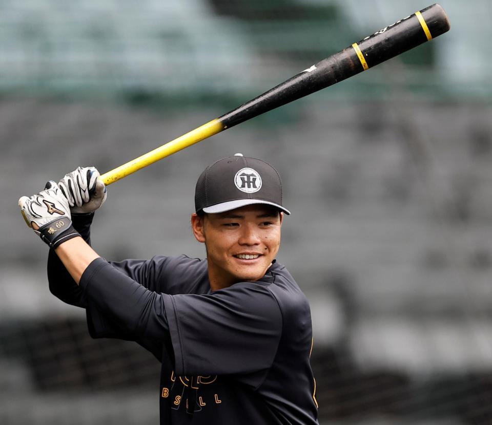 １軍の全体練習に合流した小野寺（撮影・西田忠信）