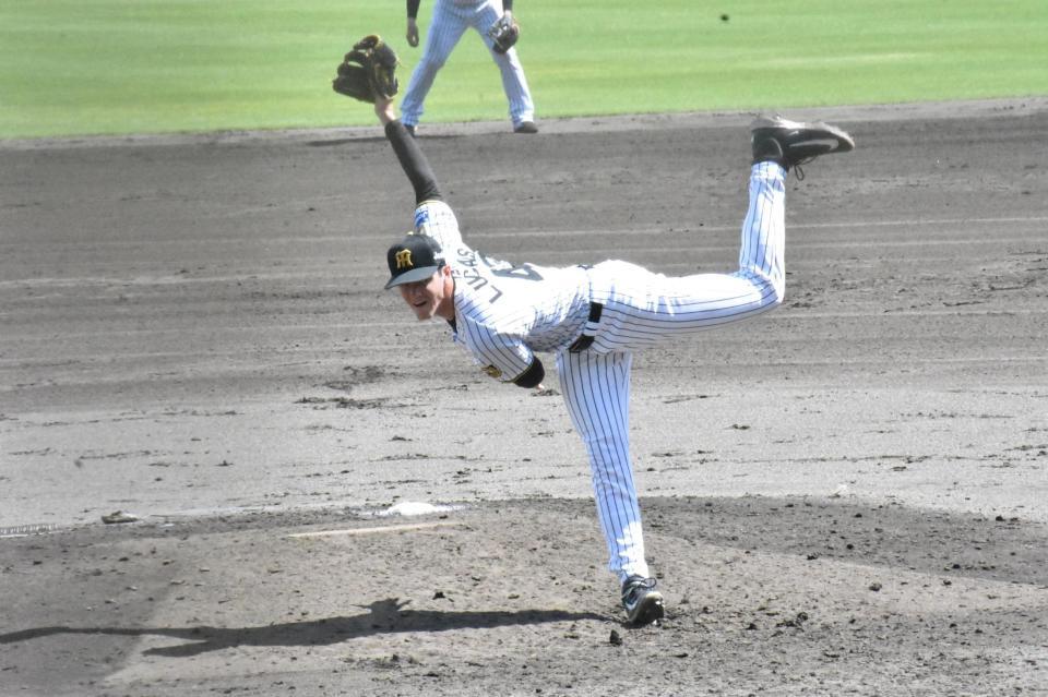 力投するルーカス