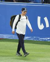 球場を後にする森下（撮影・金田祐二）