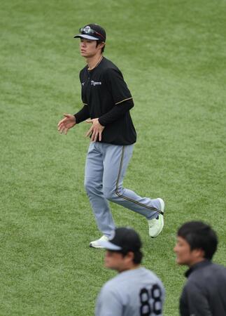 別メニューで調整する中野（撮影・金田祐二）