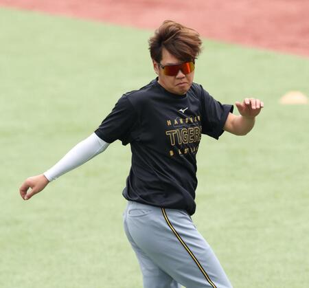 調整する阪神・西勇輝＝神宮（撮影・金田祐二）