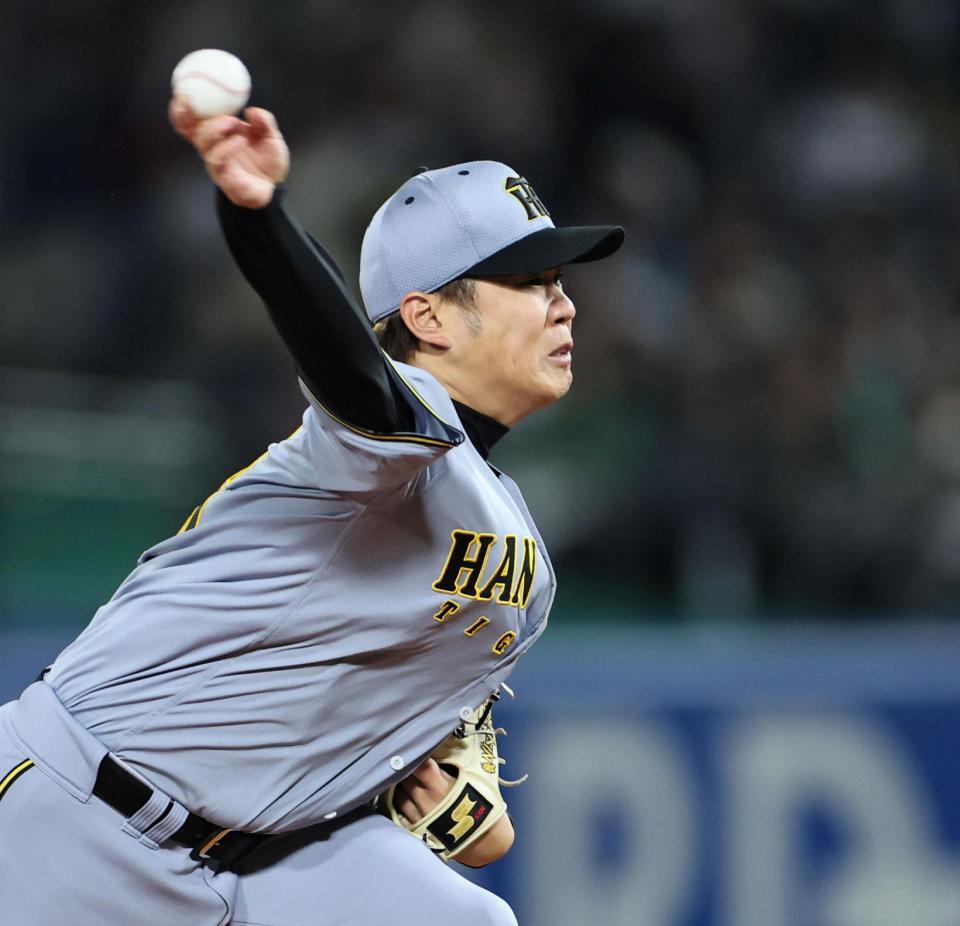 先発し、投げ込む西勇（撮影・田中太一）