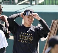 １軍に合流した及川（撮影・田中太一）