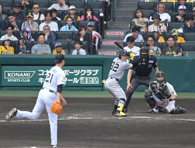 阪神・大竹がスローボール連発 次々と打者を打ち取り甲子園どよめく 最