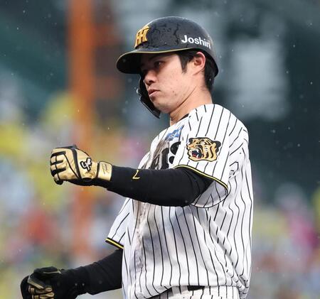 ４回、安打を放った中野（撮影・西田忠信）