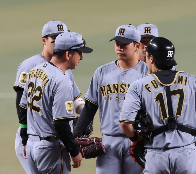 阪神・藤川監督が初回から異例の行動