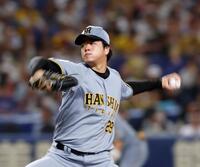 ８回、力投する高橋（撮影・西田忠信）