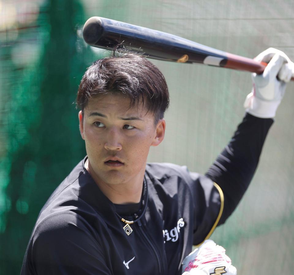 打撃練習をする元山（撮影・西田忠信）